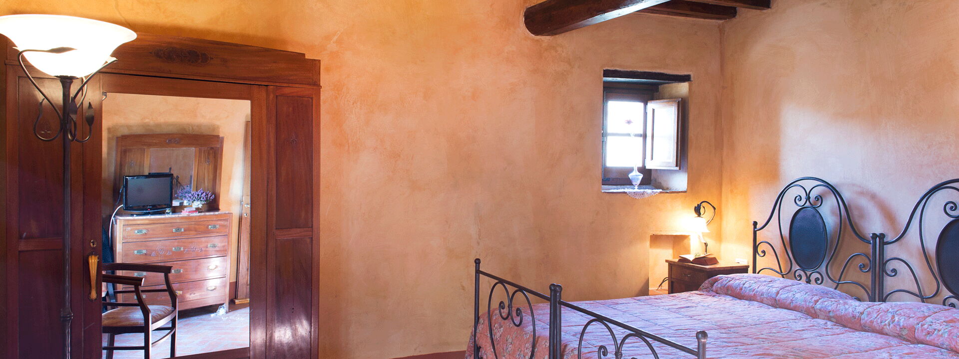 Il Canto Del Maggio Exclusive