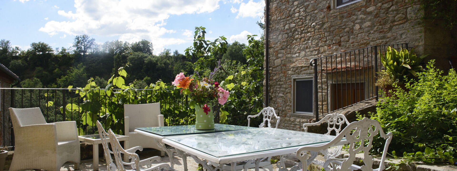 Il Canto Del Maggio Exclusive