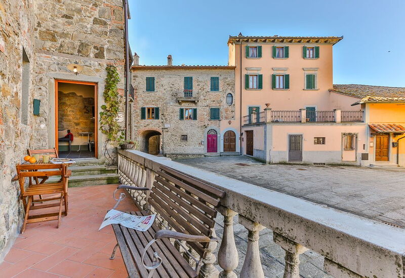 Il Pigionale: Balcony / Terrace / Patio, Main Entrance